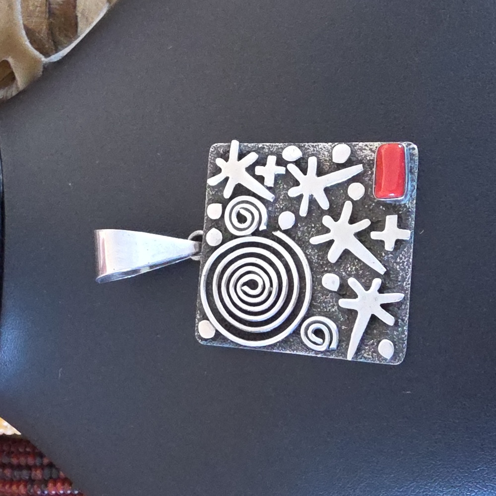 Gorgeous Native American Navajo Coral & Sterling Pendant By Alex Sanchez ❤️🩶 - Picture 9 of 12